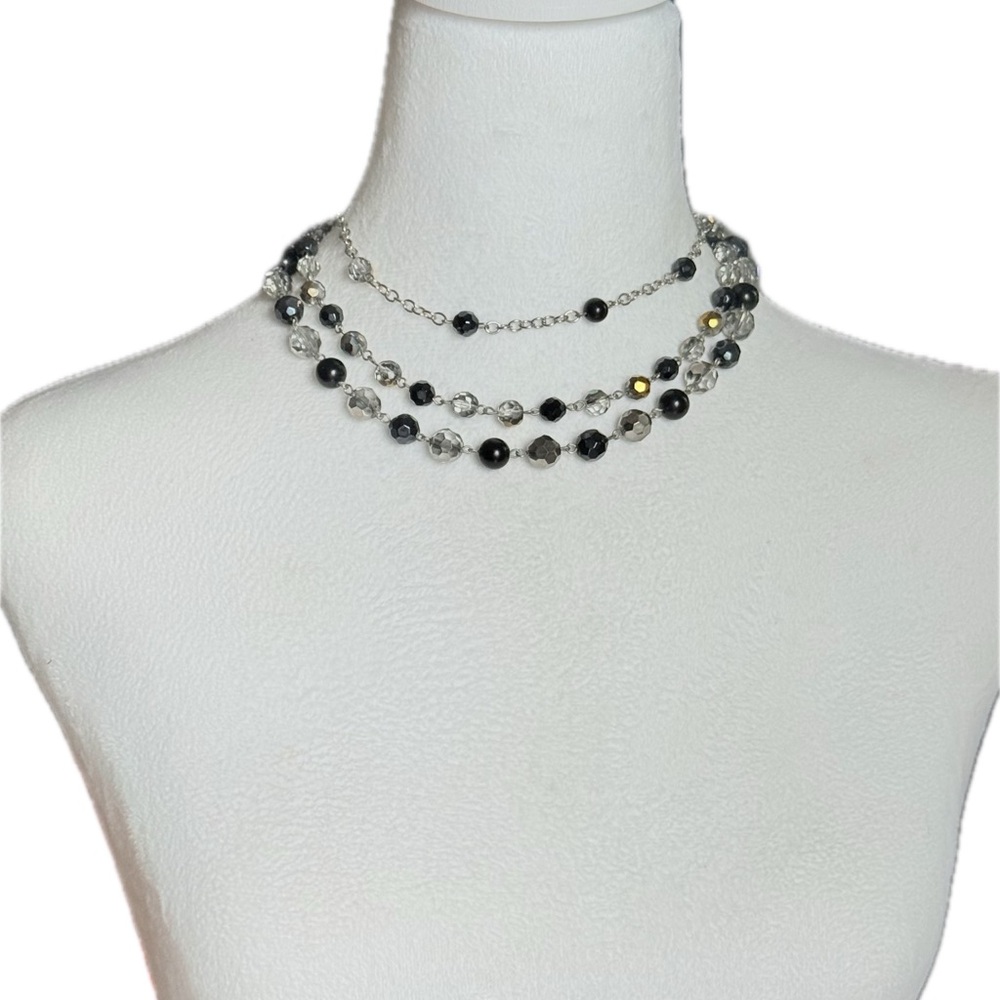🦢 Cookie Lee Black, Bronze, and Silver Beaded Triple-Strand Necklace - Picture 5 of 12